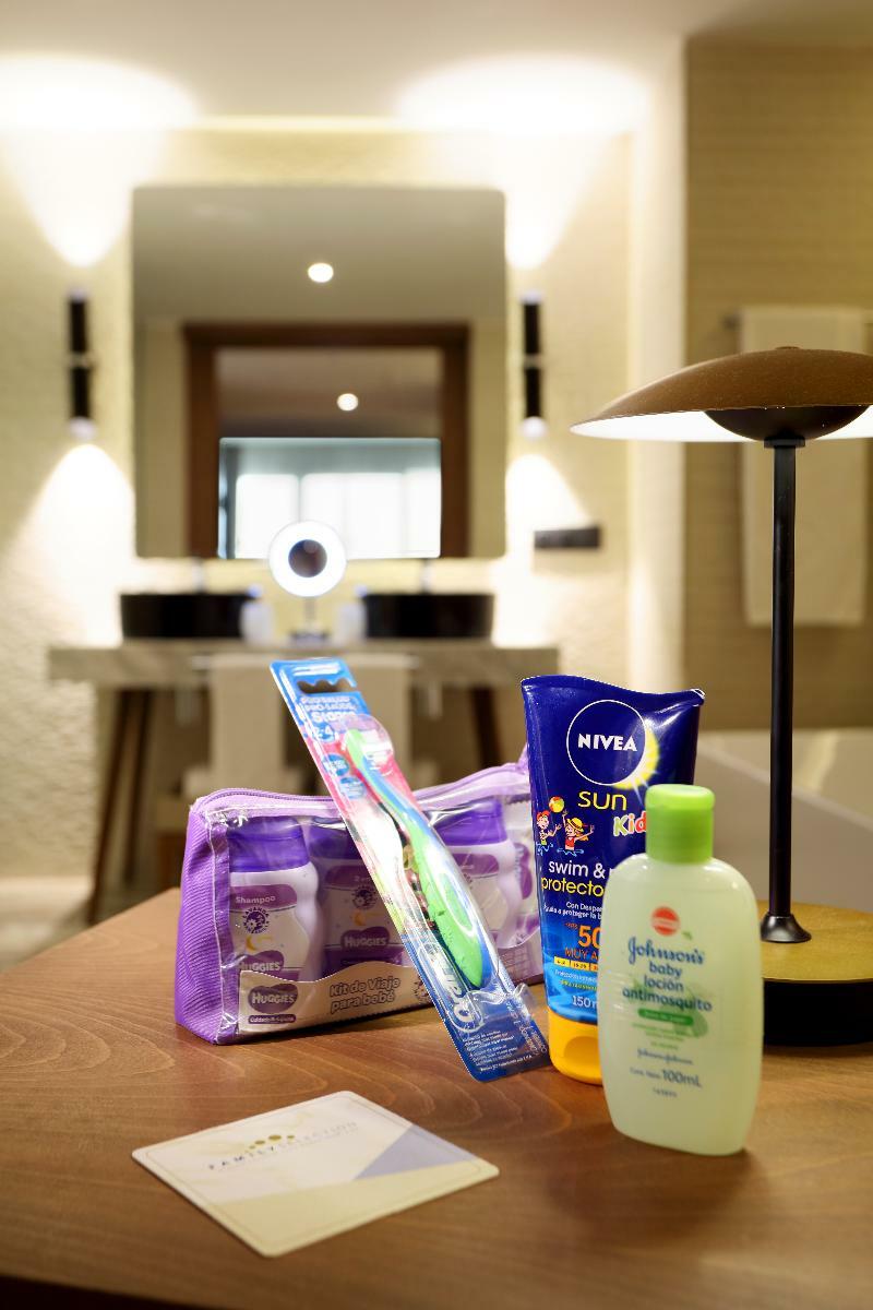 Family Selection At Grand Palladium Costa Mujeres Resort & Spa Cancun Luaran gambar